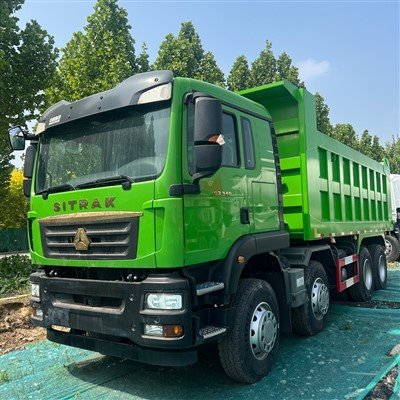 Tovornjak prekucnik Sitrak 8×4